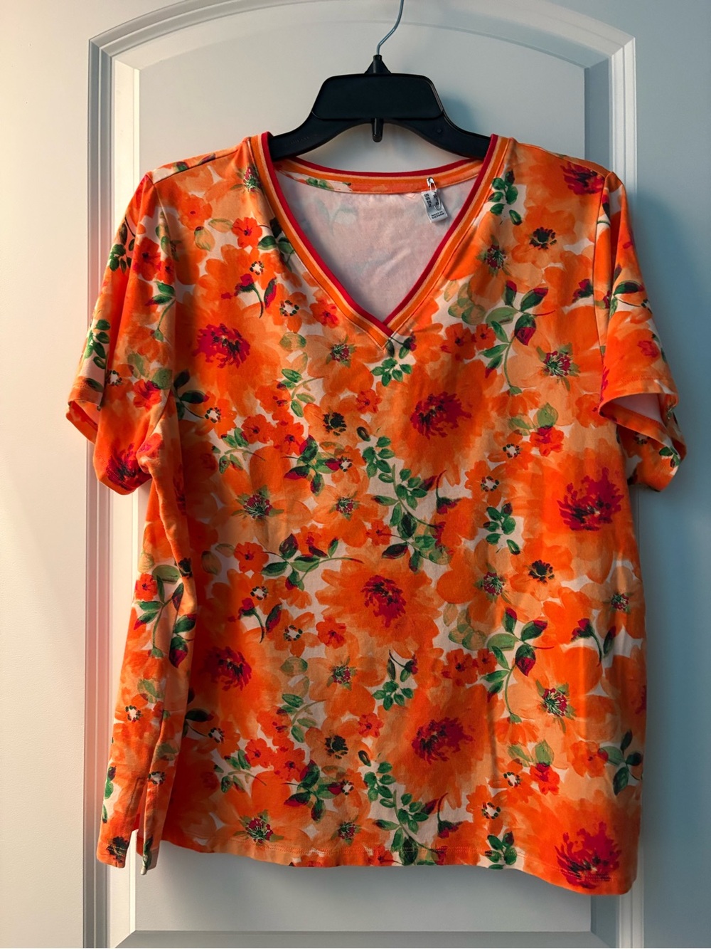 EUC Tee (Worn twice only)